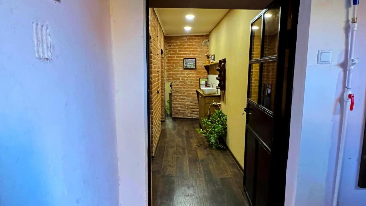 Hostel Pirosmani 트빌리시 외부 사진